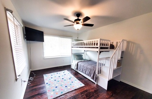 Santee House | Newly remodeled 3 bedroom, lakeside home