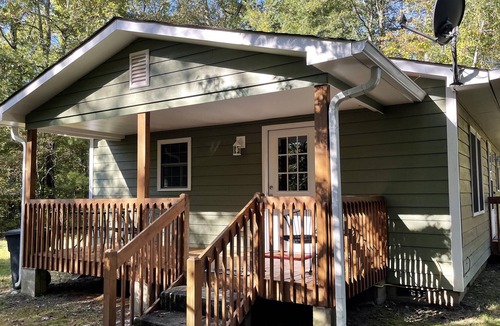 Brevard Cottage | Newly Remodeled, Private Cottage Near Hiking and Waterfalls