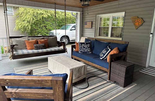 Townville Cottage | Newly renovated cottage and dock on the lake