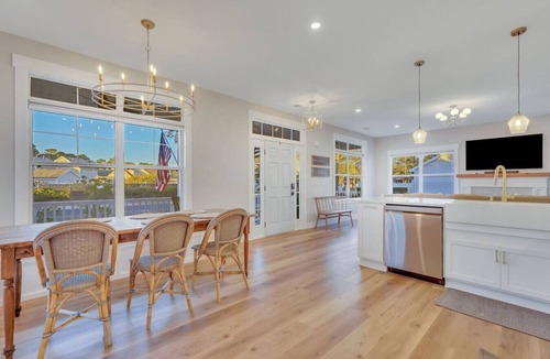 Bluffton House | Newly Renovated Old Town Charmer + HH Beach Access