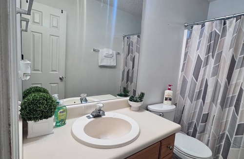 Hinesville House | Nice and Cozy Kay