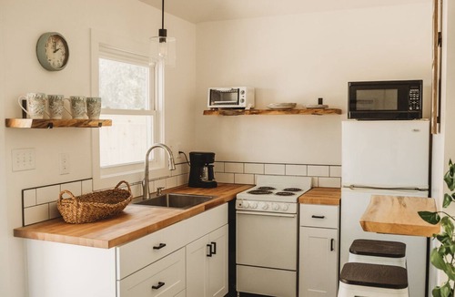 Shell Point Apartment | no longer available