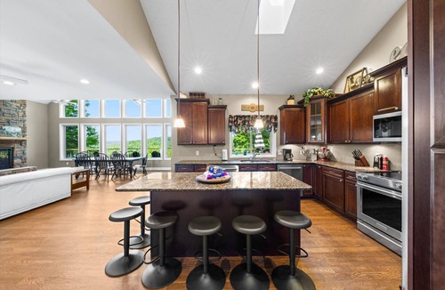 Jacksboro House | Norris Lake House with Boat Dock, Pool, and Hot Tub