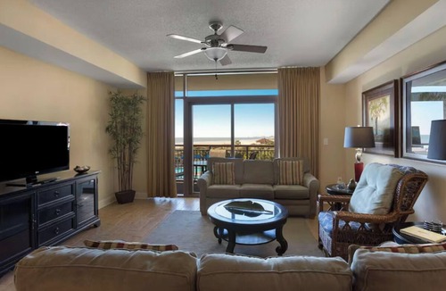 Windy Hill Hotel | North Myrtle Beach Retreat | Lazy River & Pools | Walk to Shops