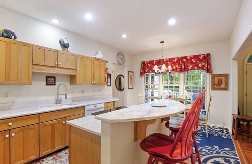 Brevard House | NOW AUGUST STAY HOLDING tee times. ON LAKE TIAROGA PEACEFUL GORGEOUS .