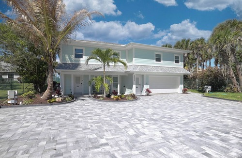 Melbourne Beach House | Oasis Incredible River Front/Ocean Retreat- Lower