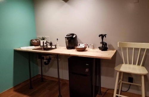 Elliott Apartment | Oasis Located in the Heart of a Winery/Halfway Point for Most Travelers
