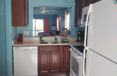 Beachwalk Condo | Ocean Front & pool view. Hunting Island pass included