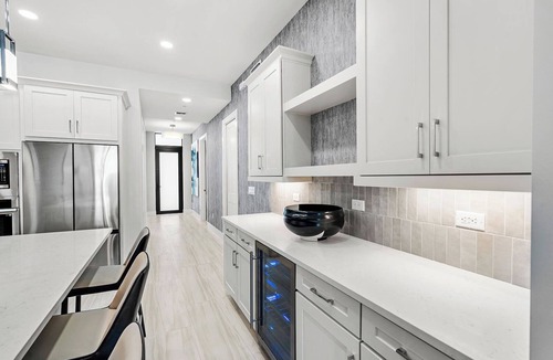 Melbourne Beach Condo | Ocean's Edge | Lavish NEW Condo w Beach Views, Cozy Decor & Community Amenities