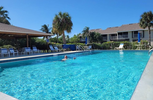 Fort Pierce Shores Condo | Ocean themed condo w/direct water views and close walk to private beach