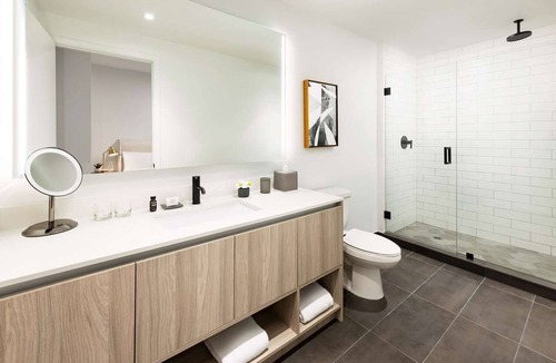 Downtown Miami Hotel | Ocean View 3 Bedroom Suite w/King/Queen/Queen at The Elser Hotel Miami