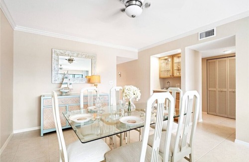 Central Beach Condo | Ocean View Condo walk to Village of Vero Beach
