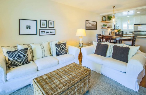 Isle of Palms Condo | Ocean Views! Wonderful Screened Porch w/Access to the Community Pool, Grills, Boardwalk & Beach!