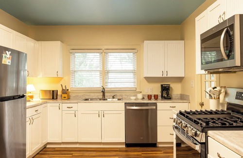 Wrightsville Beach Cottage | Oceanfront 13 Bedroom Beach House with Full Resort Access