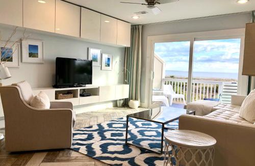 Oceanmarsh Subdivision House | Oceanfront and Beachfront, Unforgettable Vacation