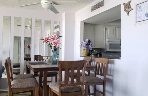 Wrightsville Beach Condo | Oceanfront condo with amazing sunset views 2 bdrm 2 bath condo