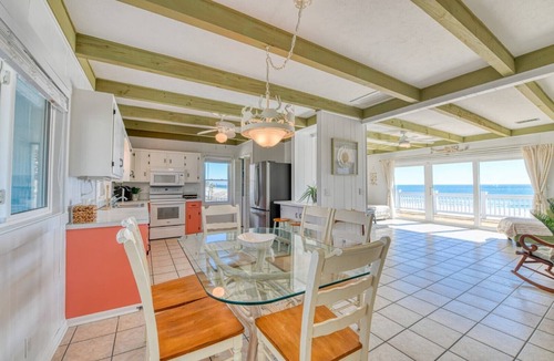 Inlet Harbour House | Oceanfront, Four BedroomThree Bathroom (Ground Level space)