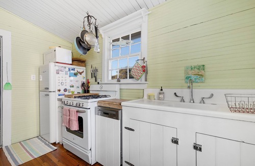 Folly Beach House | Oceanfront Home/Pet Friendly/Screened Porch/4 Bedrooms/1 Bath/Sleep 8