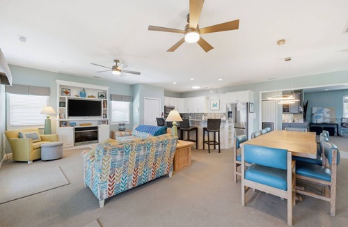 Emerald Isle House | Oceanfront, hot tub, dog-friendly and an elevator-Reduced Rates for 8/29 & 9/5