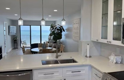 Hutchinson Island South Condo | Oceanfront Renovated 2BR, Heated Pools, Pickleball, secluded Hutchinson Island