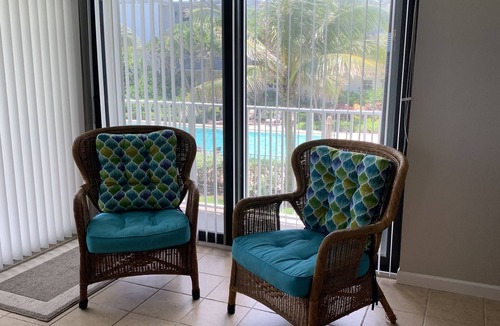Central Beach Condo | Oceanfront sunrise condo