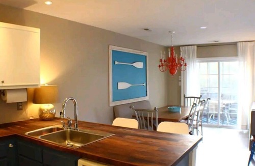 Emerald Isle Condo | Oceanside Luxury and Convenience on the Beach