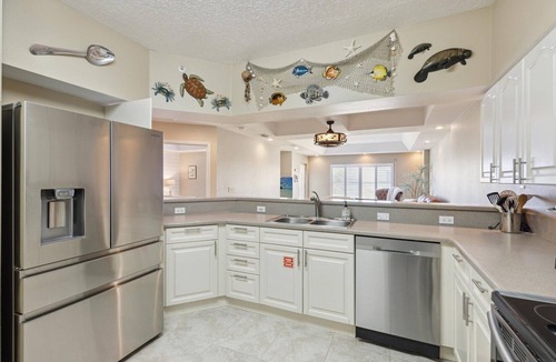 Avon By The Sea Condo | Oceanside Monthly Stay by Cocoa Beach Pier W/Heated Pool and Hot Tub 🌴