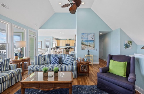 Emerald Isle House | Oceanview with elevator, private pool, golf cart, in Spinnakers Reach community