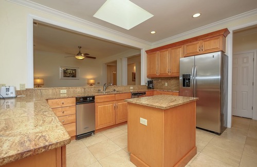 Palmetto Dunes House | Oct 10-17 open! Private pool, hot tub, walk to beach, bikes, screened in porch