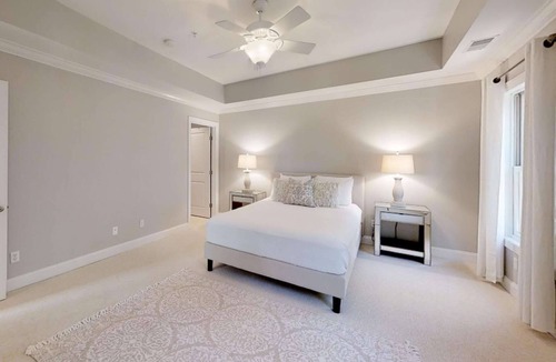 Old Town Bluffton House | Old Town Bluffton Charm-Beautiful Villa on Promenade, Walk to River, Restaurants, Shops & Galleries