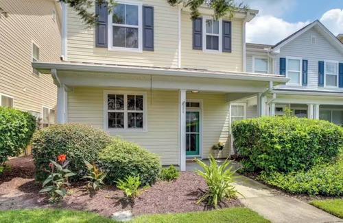 Bluffton House | Old Town Getaway in Bluffton