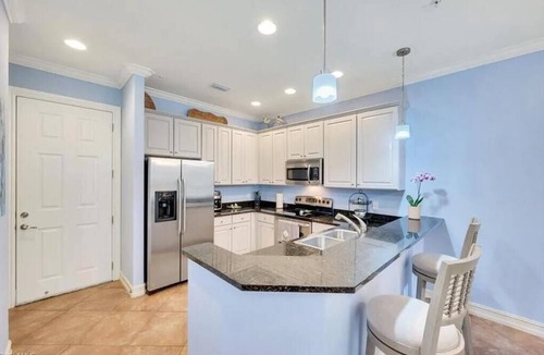 Ole House | Ole' Lely Resort-Lots of amenities!-close to Marco Island & 5th Ave!