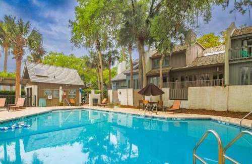 Beach Lagoon Villa | On Beach Time.