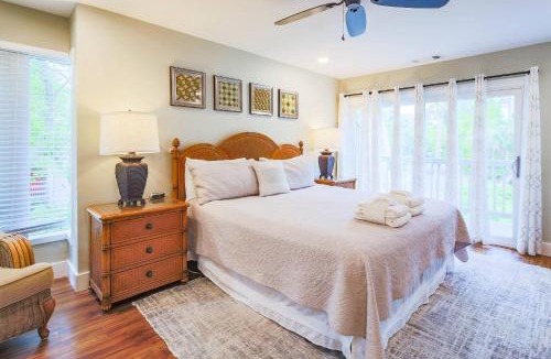 Beach Lagoon Villa | On Beach Time.
