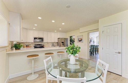 Trailer Estates House | {On IMG Golf Course! WAFFLE BAR/Pool/GameRoom/Beach Gear+