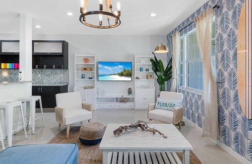 Croissant Park House | Once Upon a Tide 🌊 Su