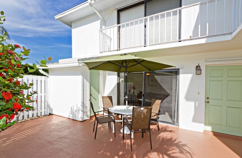 Central Beach House | One block to the beach! Unit was NOT affected by Hurricane Milton!