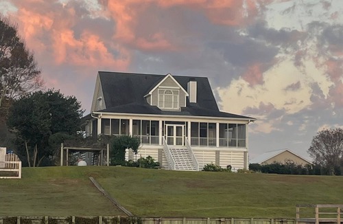 Avoca House | One of a Kind House on the Albemarle Sound - Large Sunrise Porch