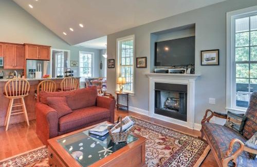 Minnesott Beach House | Oriental House on 1 Acre w/Wraparound Porch!