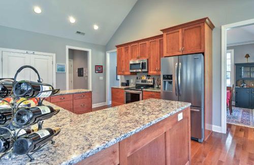 Minnesott Beach House | Oriental House on 1 Acre w/Wraparound Porch!