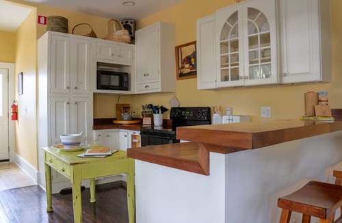 Uptown Cottage | Original Craftsman Cottage