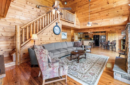 Black Mountain Cabin | Osprey- Mountains, Hot Tub, Game Room, Wine Room, Trails, Creek, Near Town