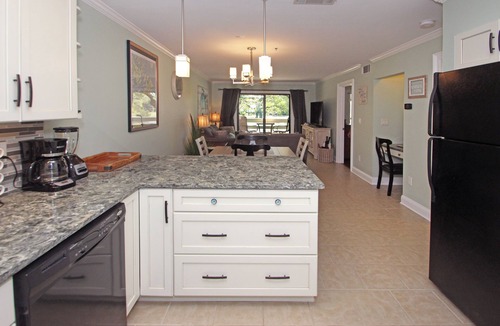 Folly Field Villa | our "Escape from New York" 4 person maximum occupancy