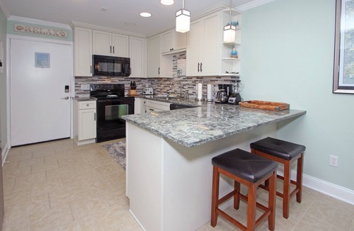Folly Field Villa | our "Escape from New York" 4 person maximum occupancy