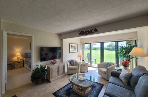 Fort Pierce Condo | OV 312 Pond/Golf Course View Condo-Paradise Vacation Rental in Ocean Village