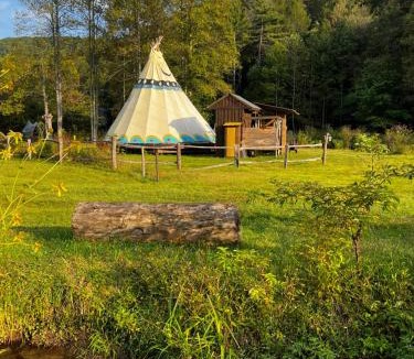 Murphy Apartment | Owl Creek Farm Resort Apt 3