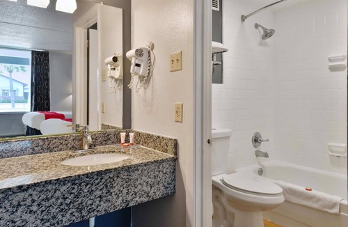 Lake Park Hotel | OYO Hotel Lake Park/Valdosta I-75, Exit 5
