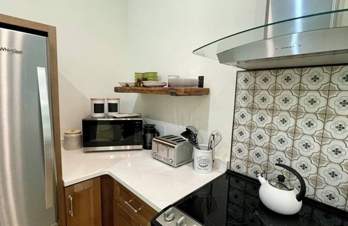 Uptown Cottage | Oyster Rake Cottage. Peaceful, brand new, in charming Beaufort, SC.