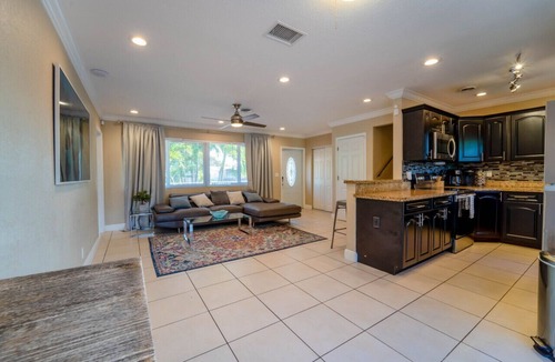 Hallandale Beach House | "Palm Estate" - Spacious 3 bed, 3 bath, 2 story single family home with pool