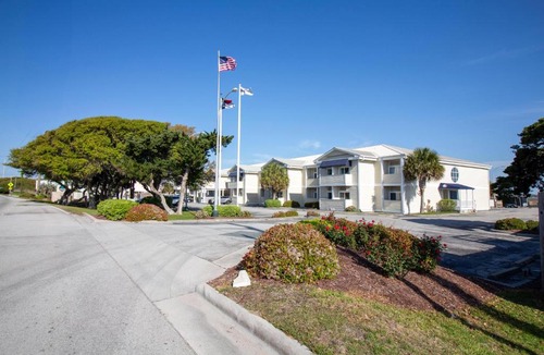 Atlantic Beach Hotel | Palm Suites Trademark Collection by Wyndham